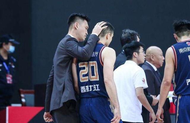 不过意大利球员协会表示支持废除增长法令。